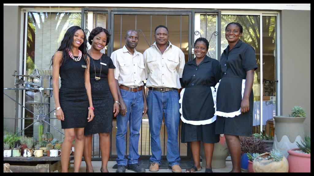 Travel North Guesthouse Tsumeb Bagian luar foto