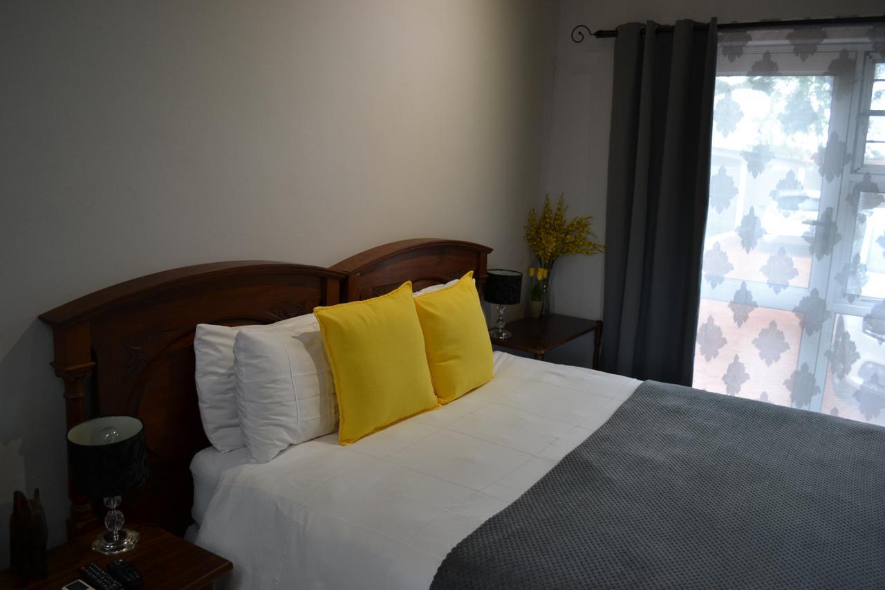 Travel North Guesthouse Tsumeb Bagian luar foto